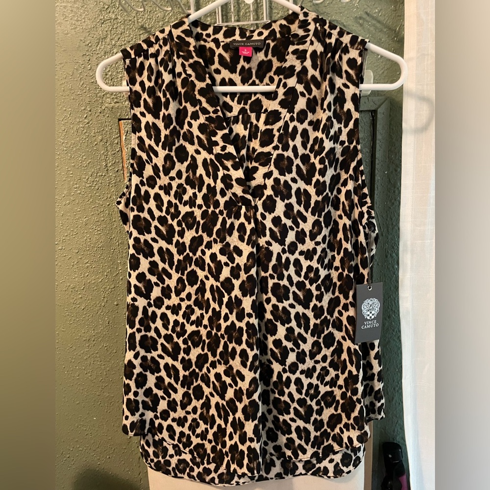 Vince Camuto Size Small NWT Sleeveless Leopard Print Sheer Top